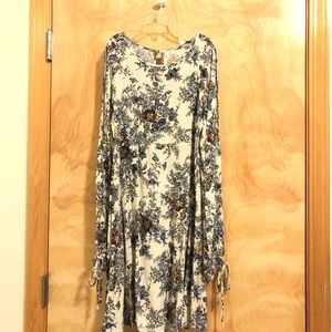 American Eagle Floral Dress